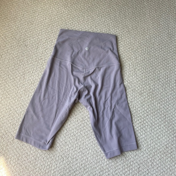 lululemon align biker shorts - Picture 3 of 5